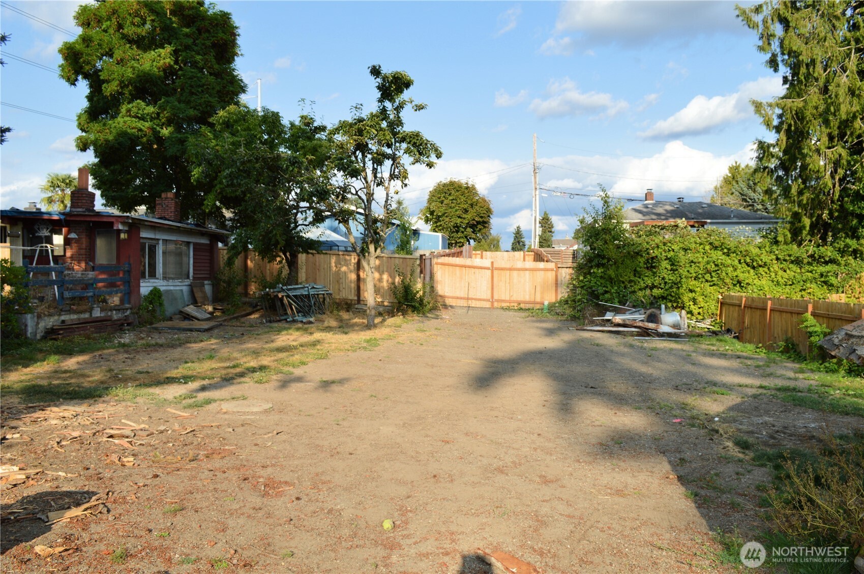 1016 S 72nd Property Photo 5