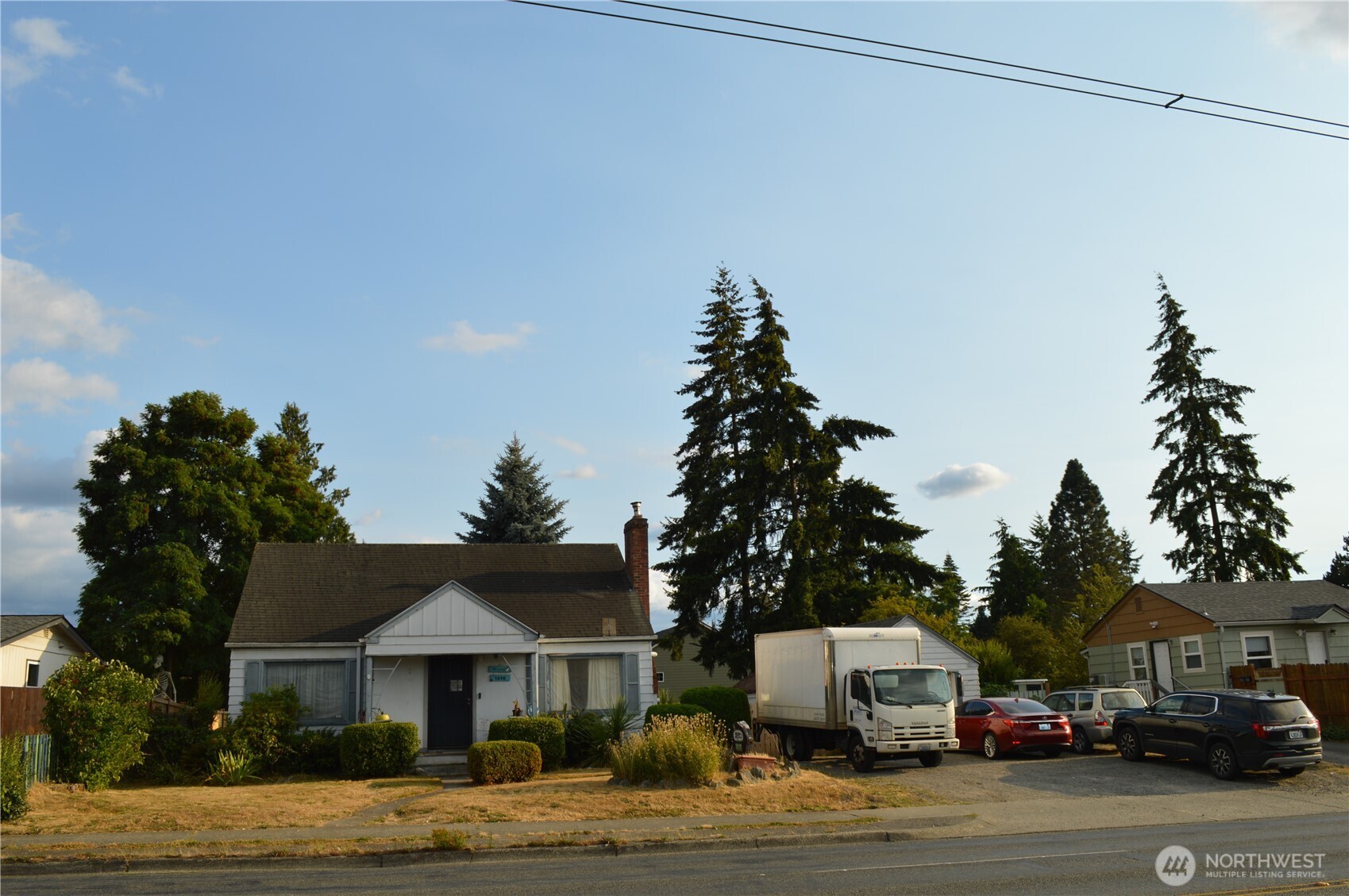 1016 S 72nd Property Photo 15
