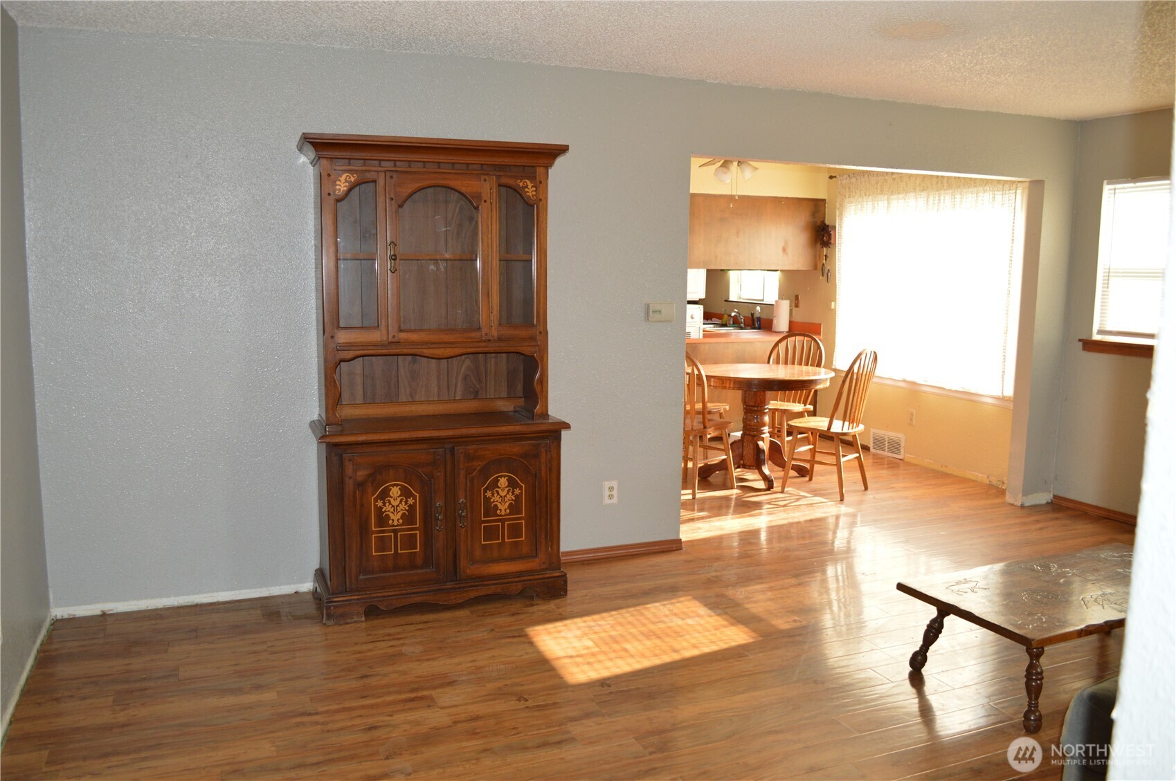 1016 S 72nd Property Photo 21
