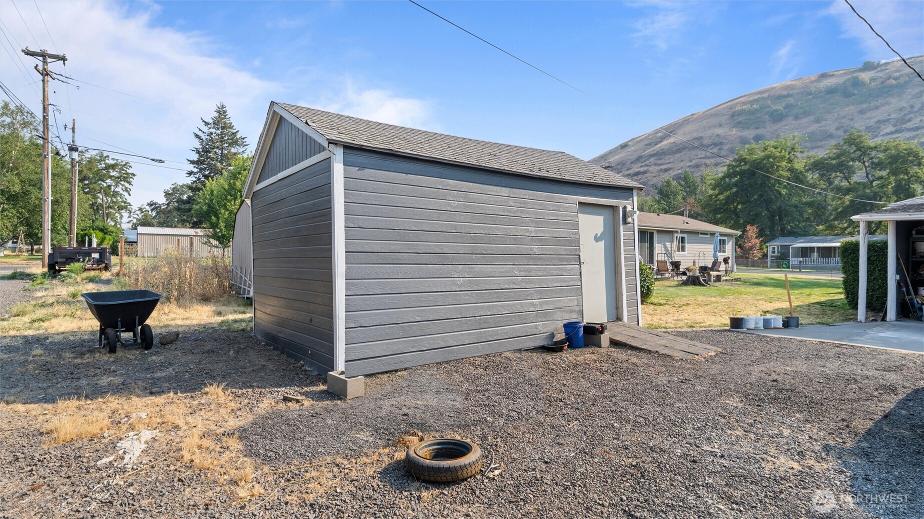 1315 S 2nd St. Property Photo 18
