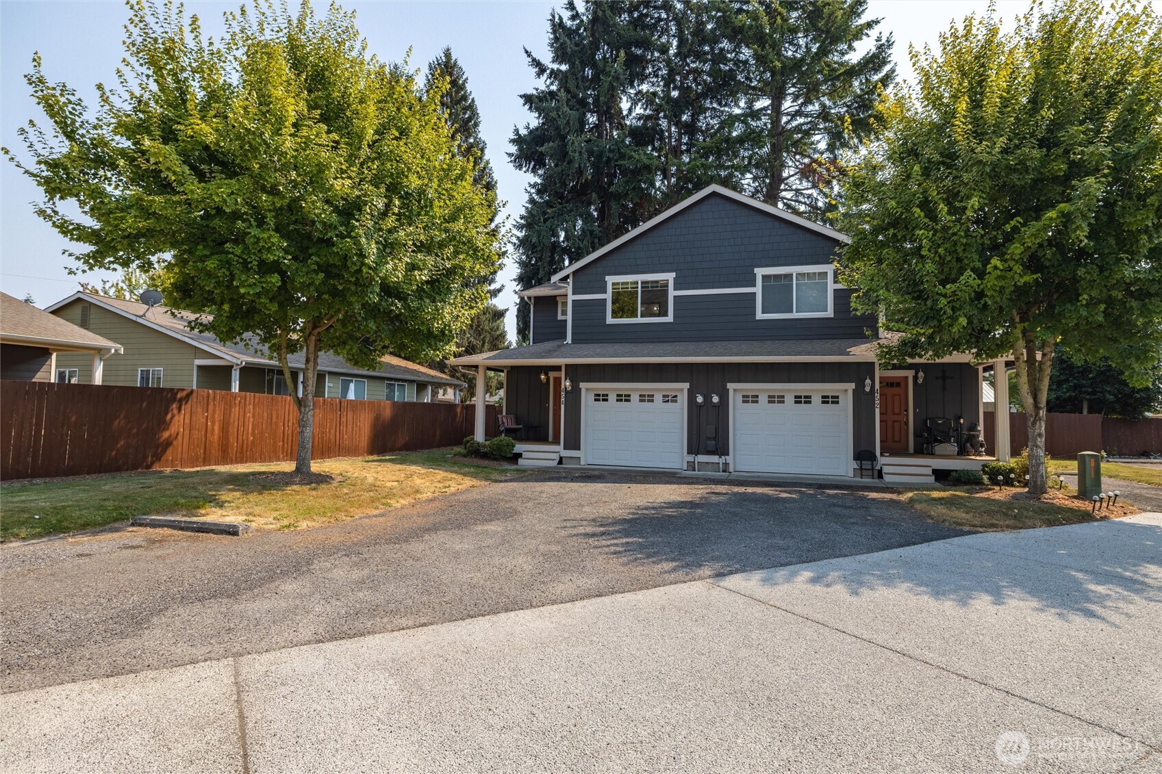 454 Oak Hill Lane Property Photo 3