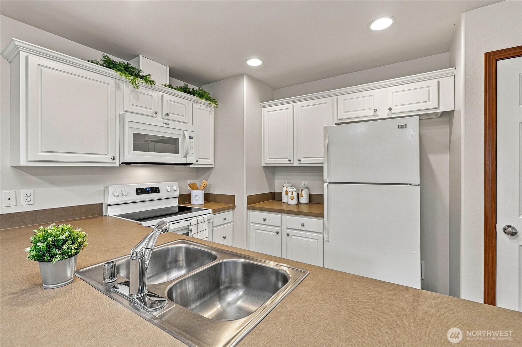 454 Oak Hill Lane Property Photo 14