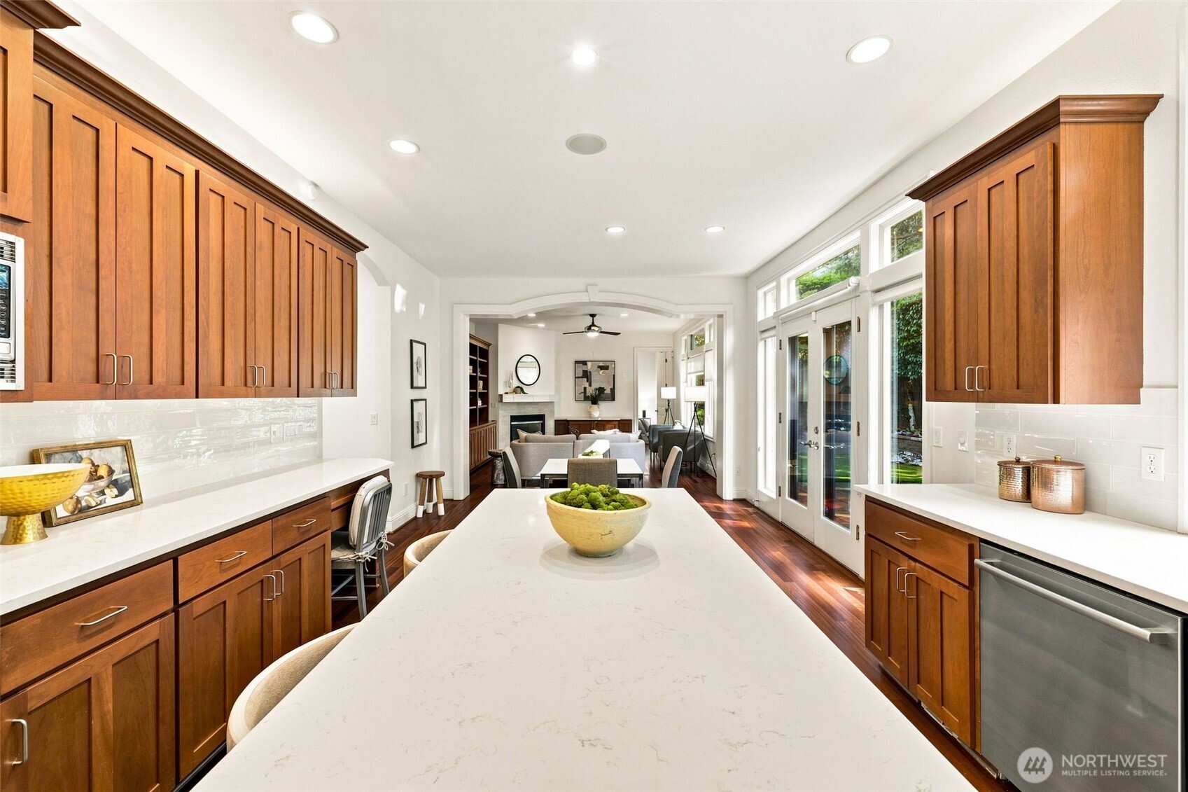 3039 92nd Place Property Photo 15
