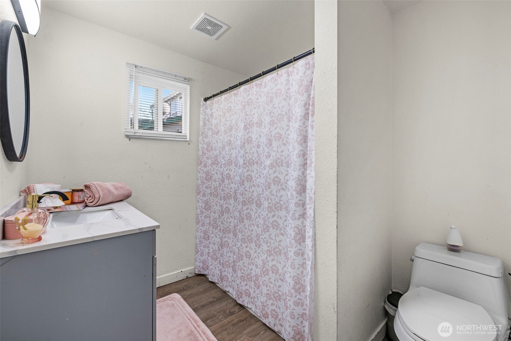 3633 E J Street Property Photo 18