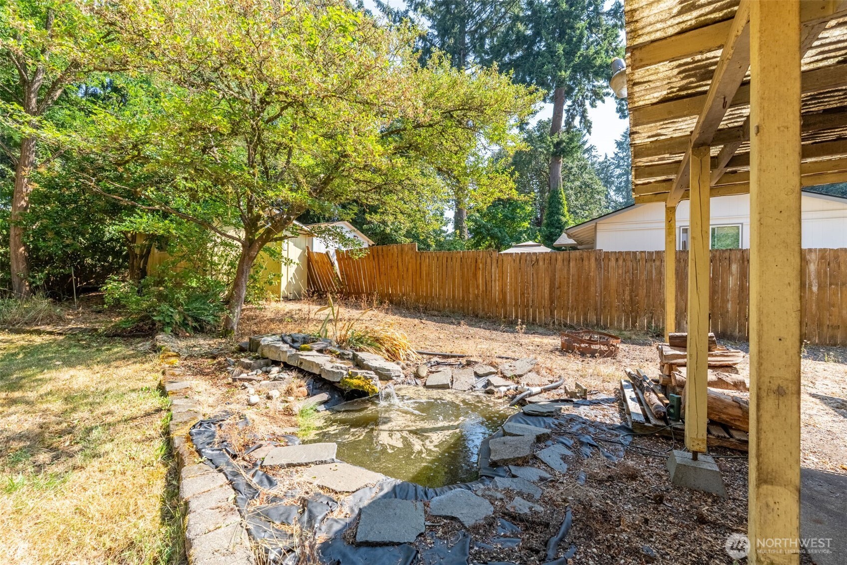 730 Se Oakcrest Street Property Photo 28