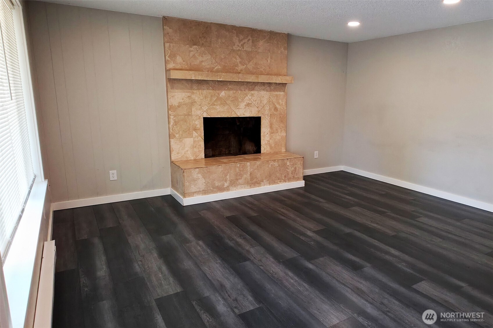 13116 48th Avenue Property Photo 3