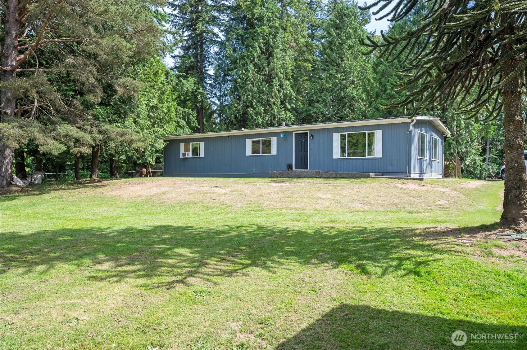3233 Loomis Trail Road Property Photo 4