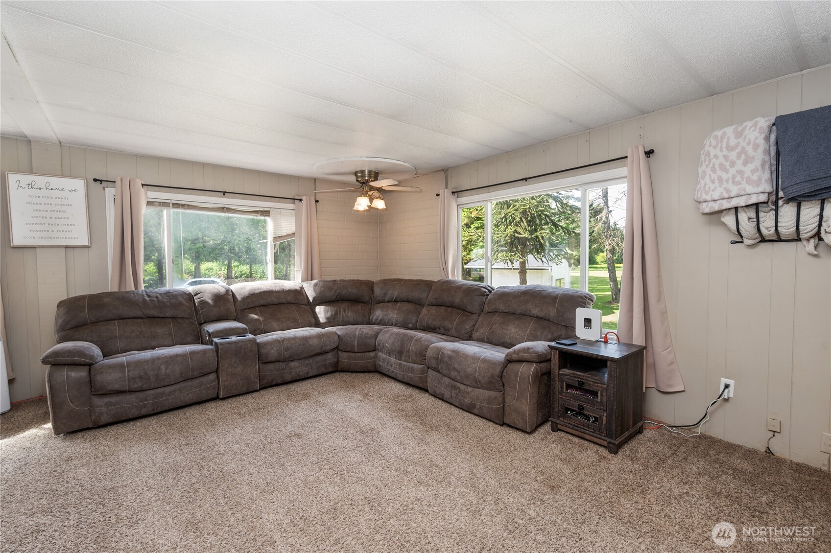 3233 Loomis Trail Road Property Photo 5