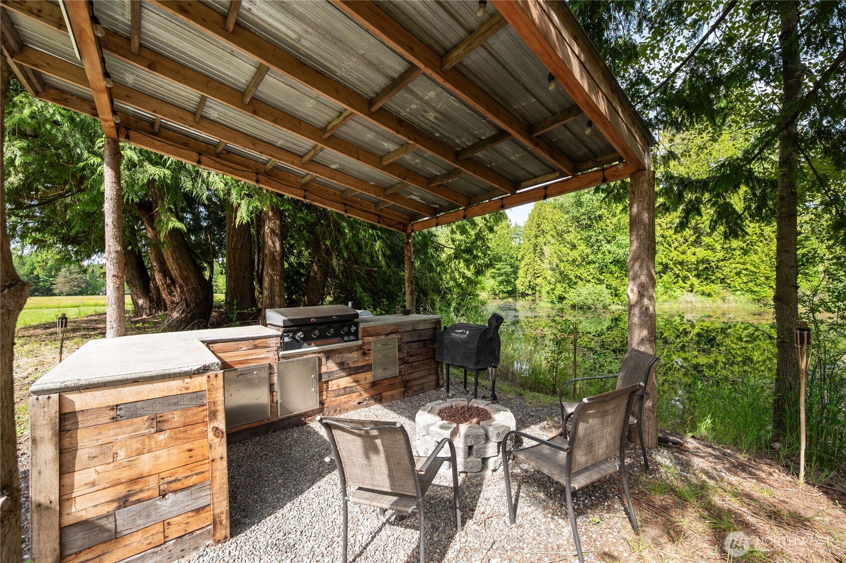 3233 Loomis Trail Road Property Photo 20