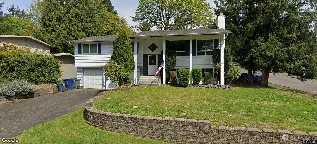 18920 127th Place Property Photo 3