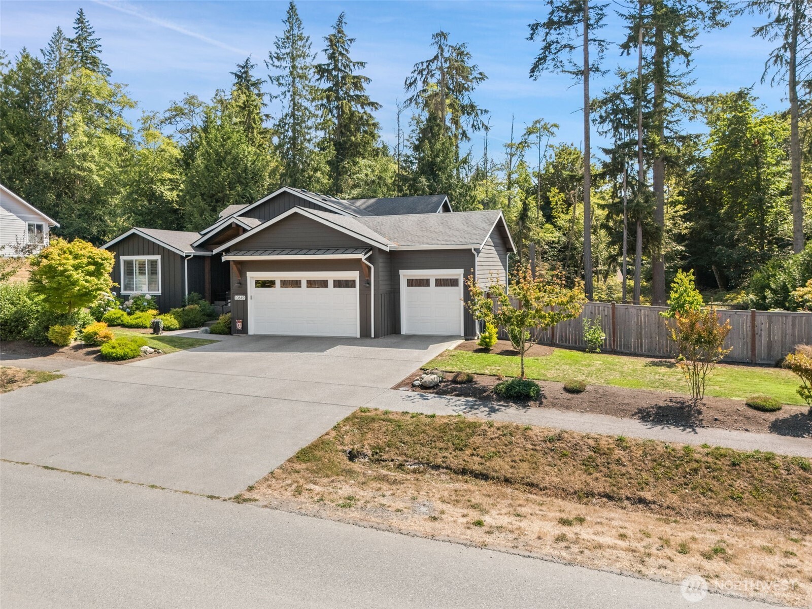 10849 Ne Apple Tree Point Lane Property Photo 4