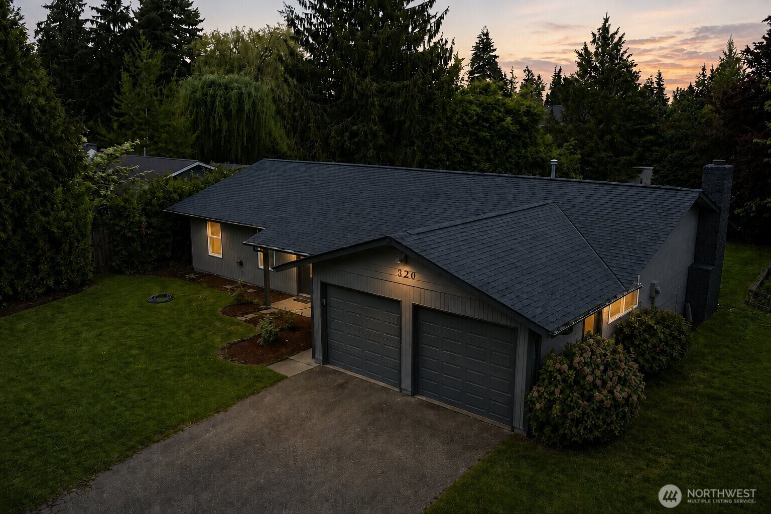 320 213th Place Property Photo 1