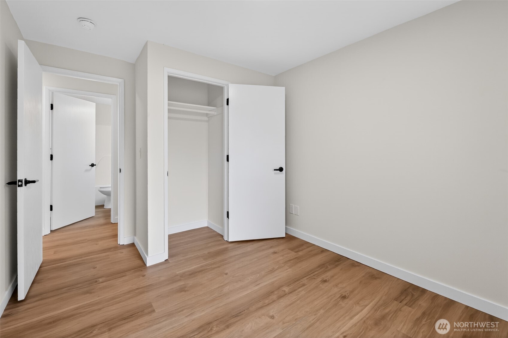 320 213th Place Property Photo 19