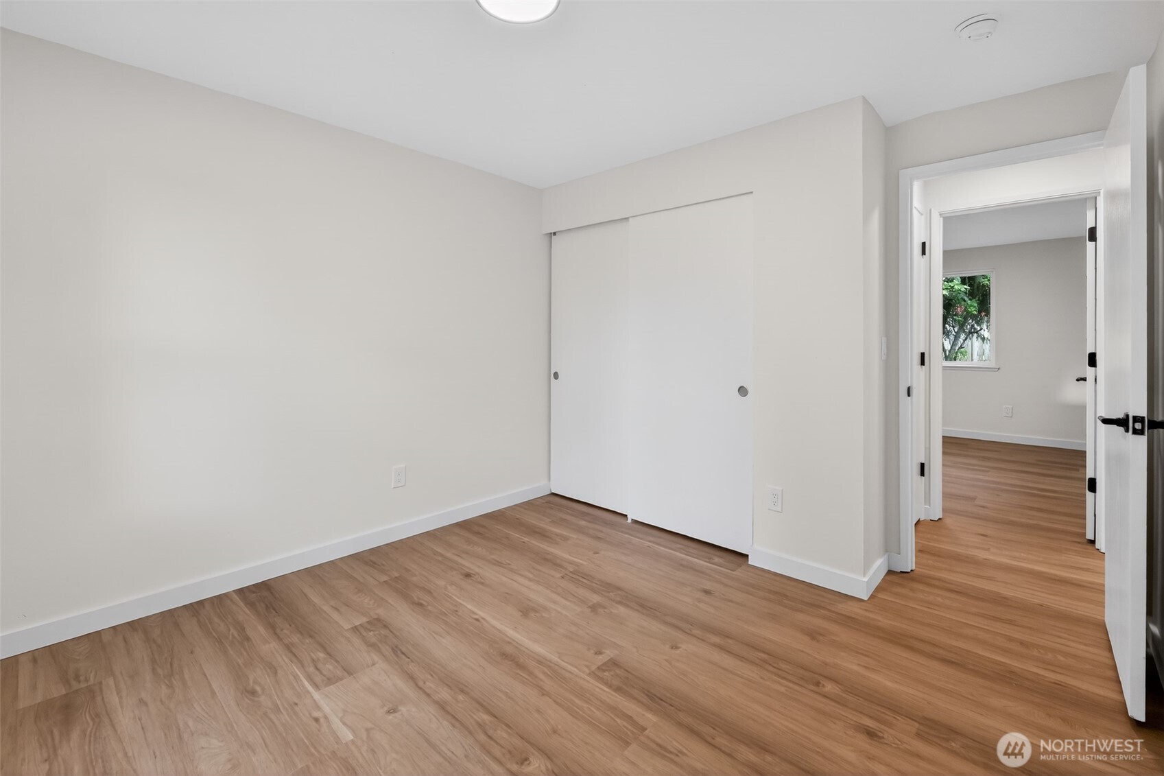 320 213th Place Property Photo 22
