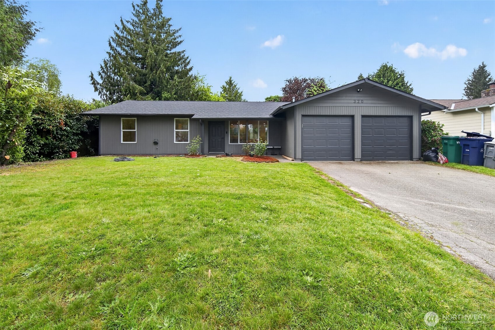 320 213th Place Property Photo 28