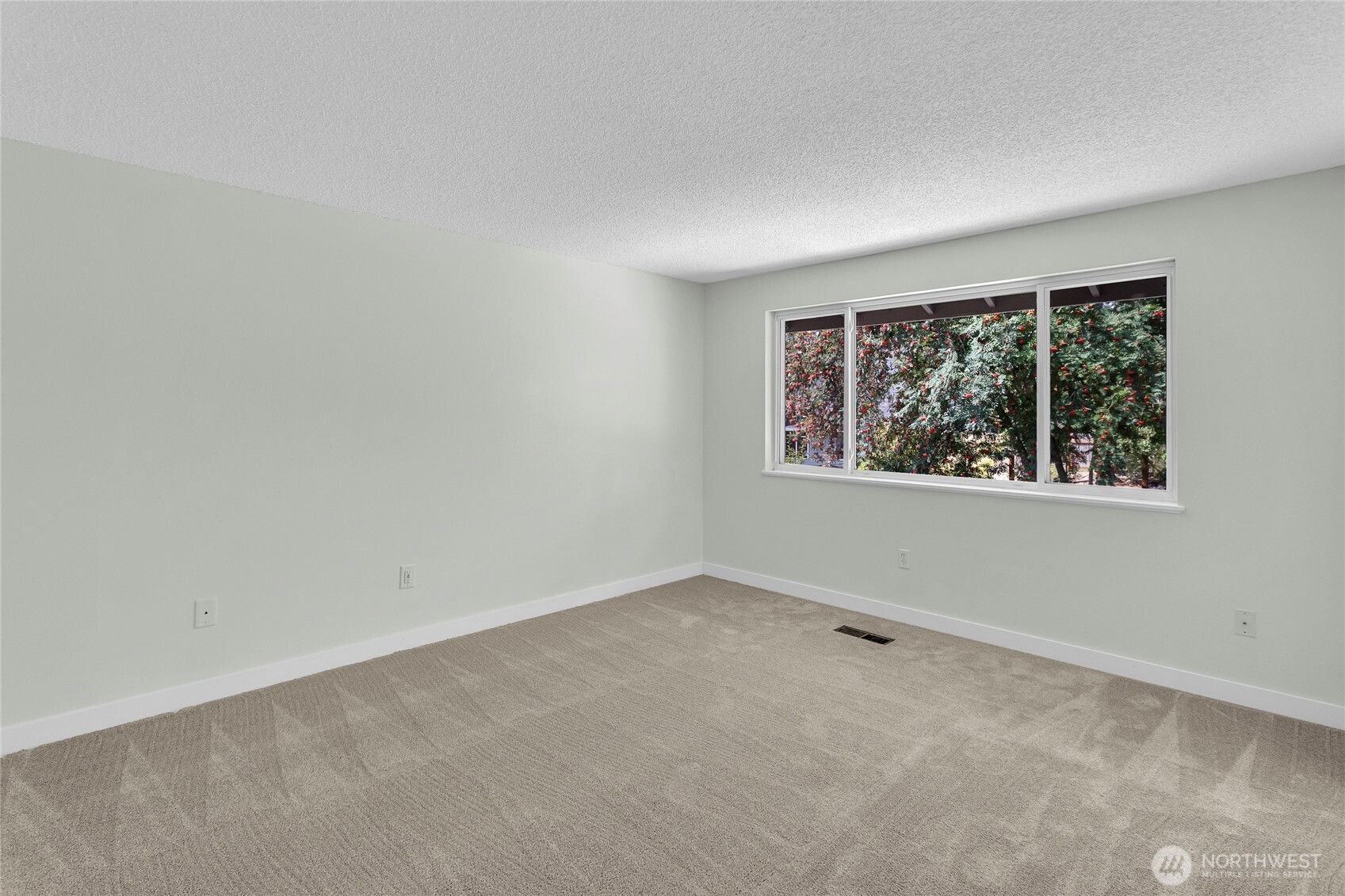 7902 89th Avenue Property Photo 15