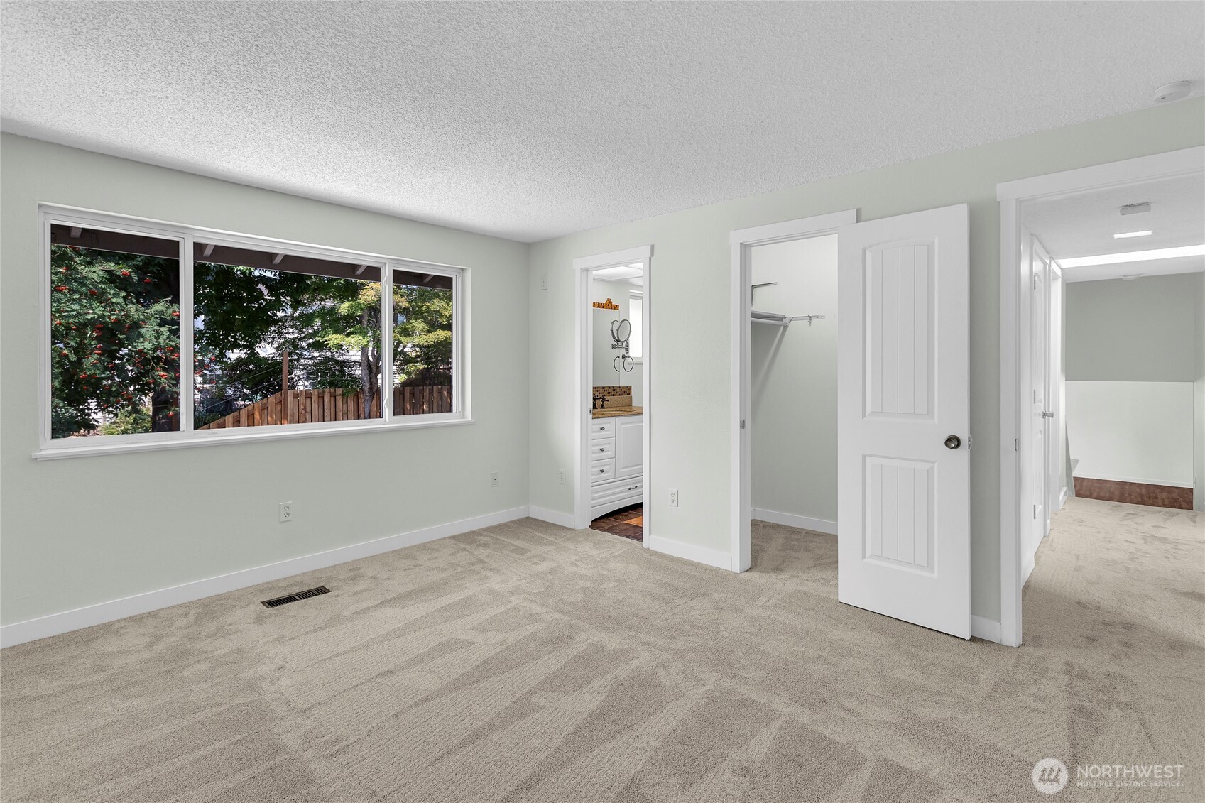 7902 89th Avenue Property Photo 18