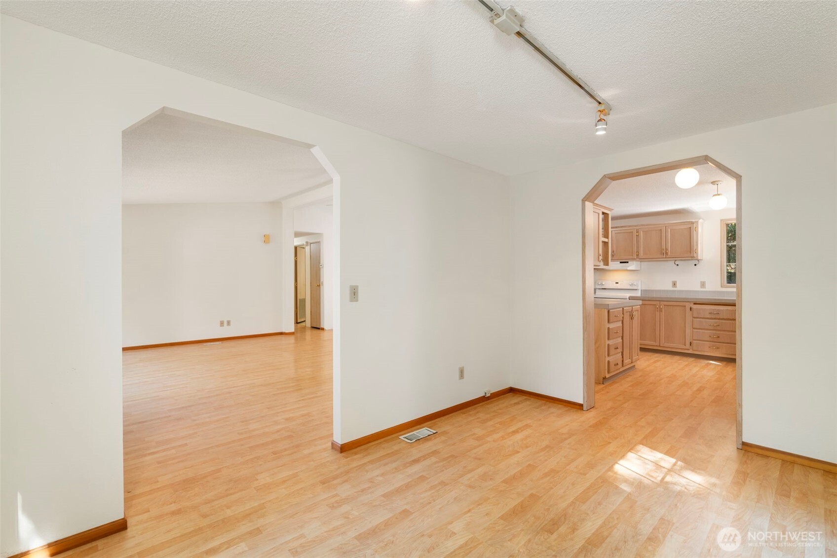 752 Jolie Way Property Photo 12