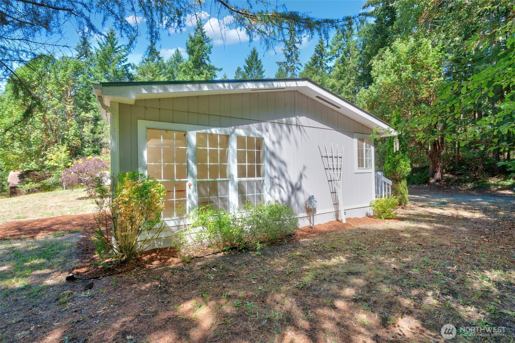 752 Jolie Way Property Photo 33