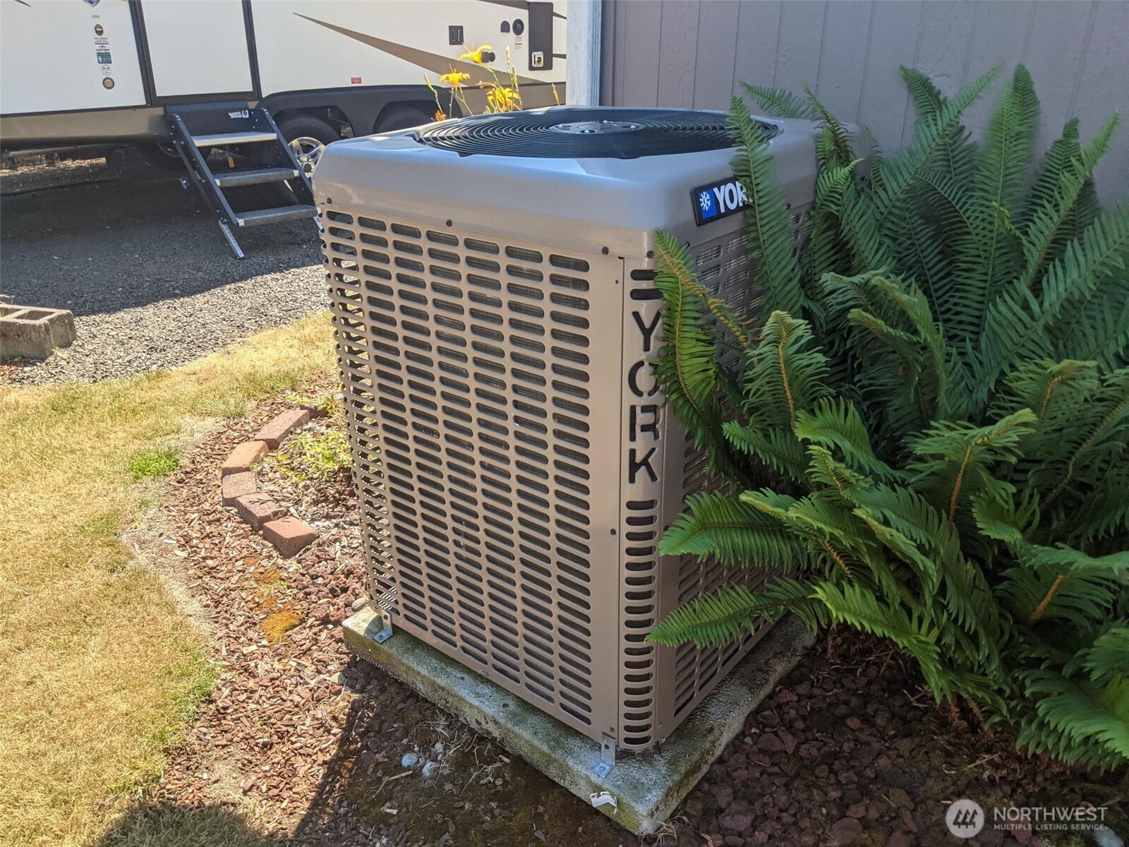 9220 183rd Avenue Property Photo 15
