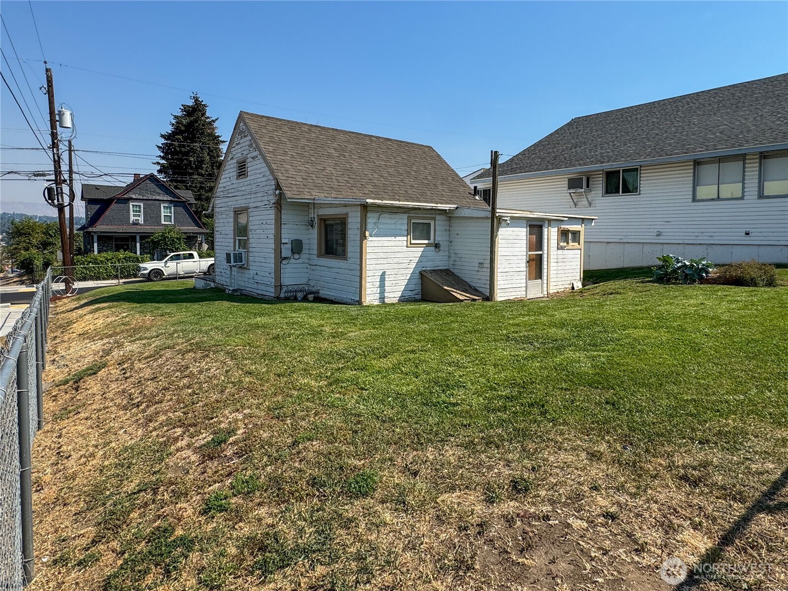 800 Methow Street Property Photo 11