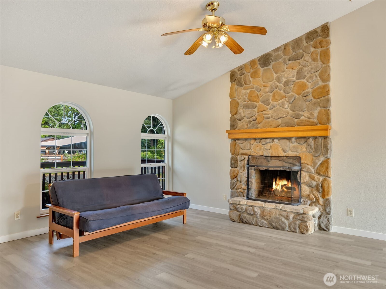 20215 P Place Property Photo 7