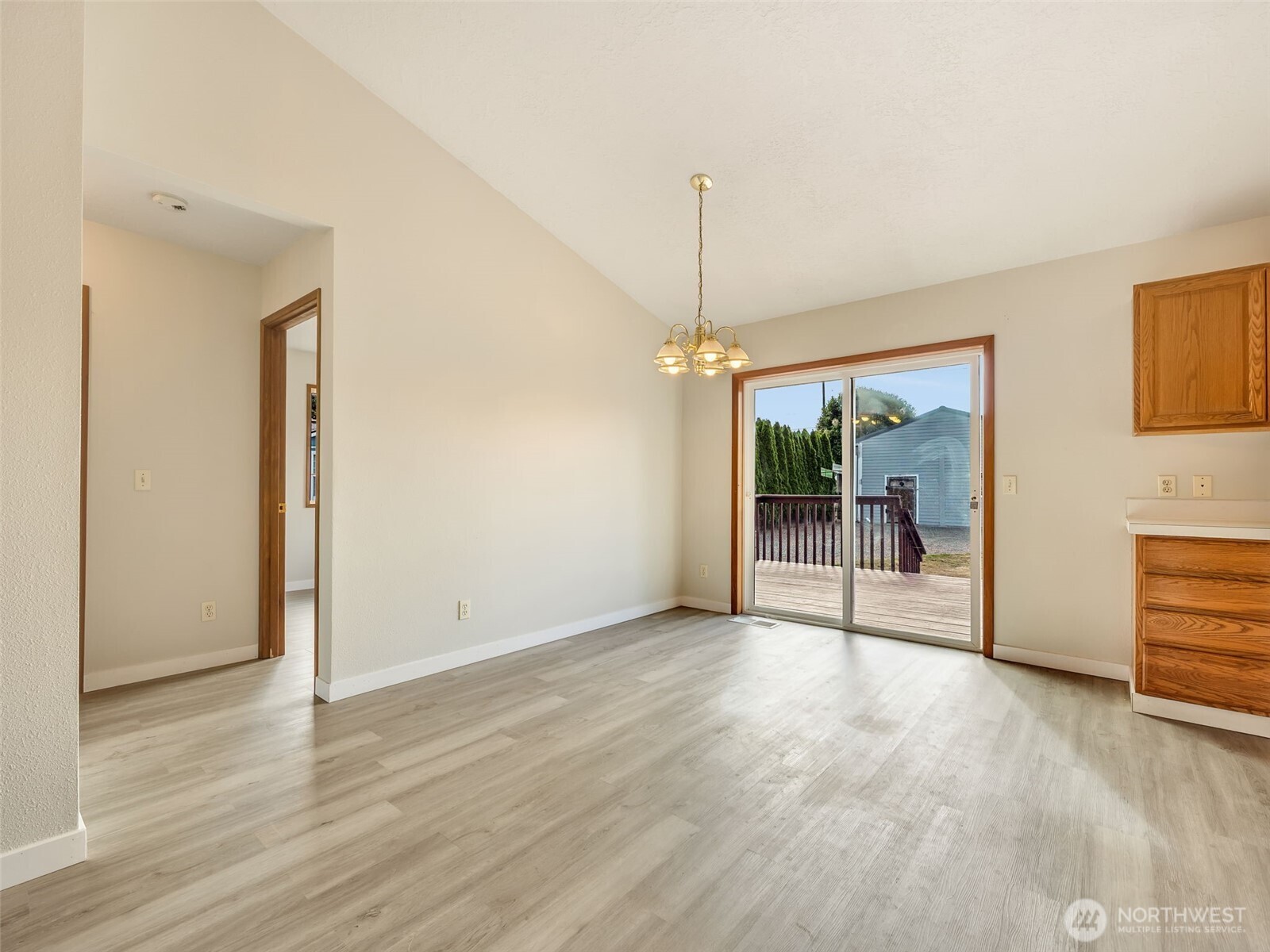 20215 P Place Property Photo 11