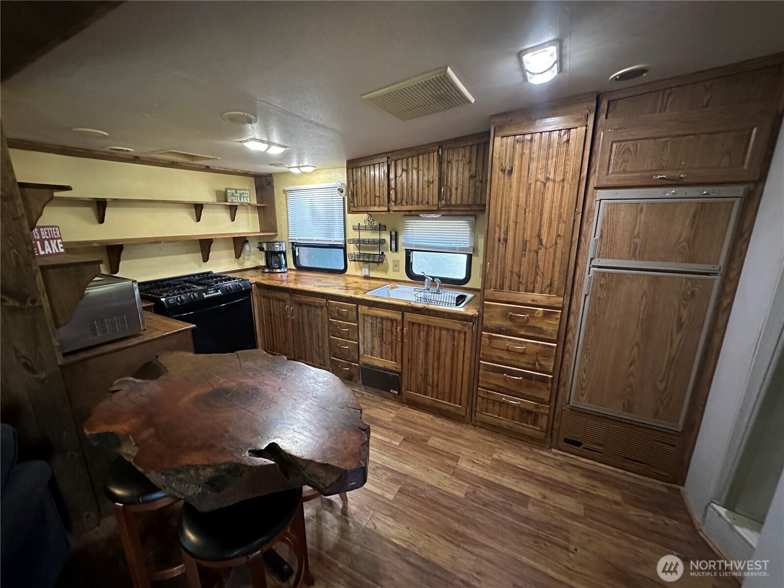 44894 Kloshe Trail Property Photo 6