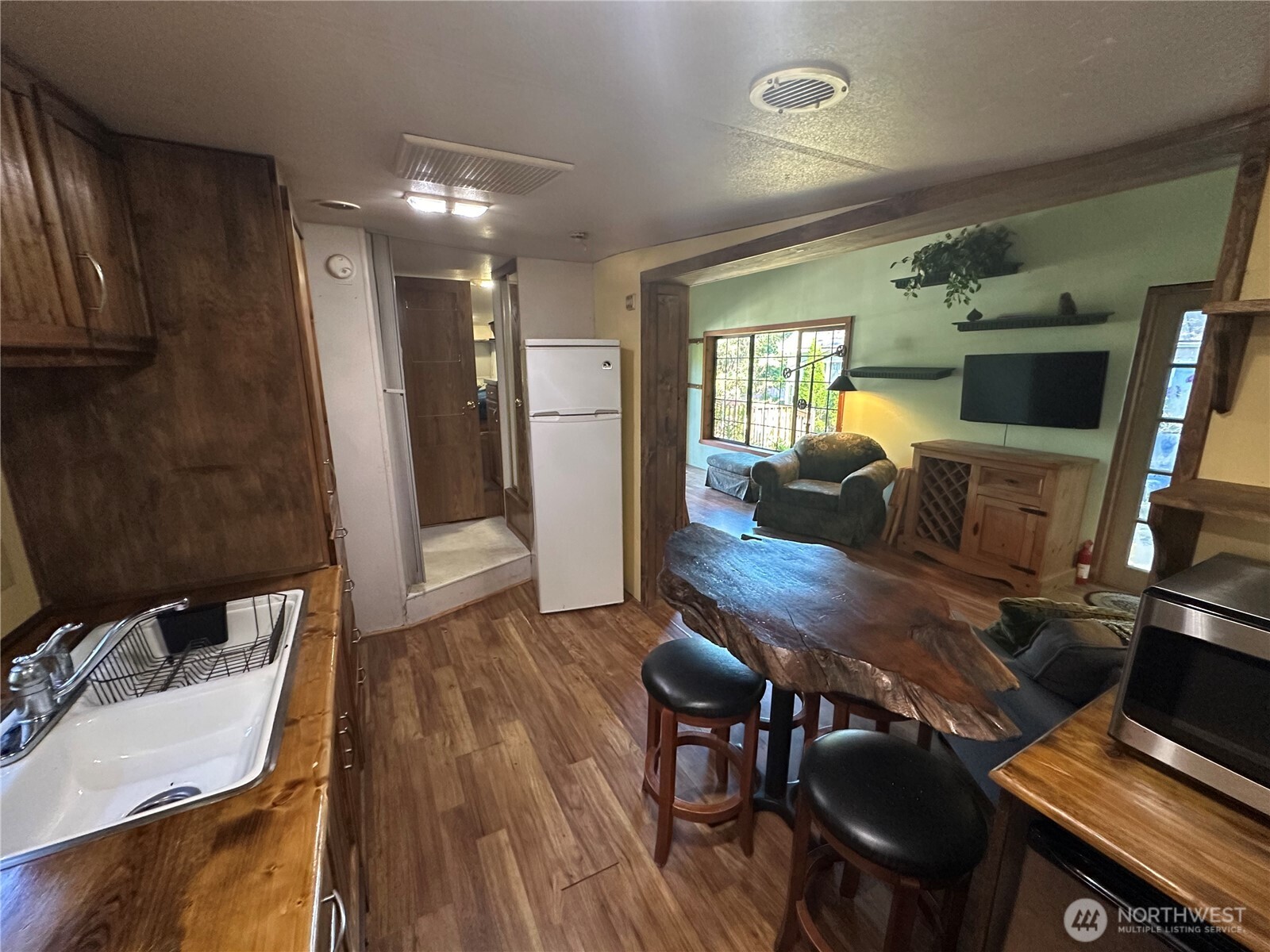 44894 Kloshe Trail Property Photo 7