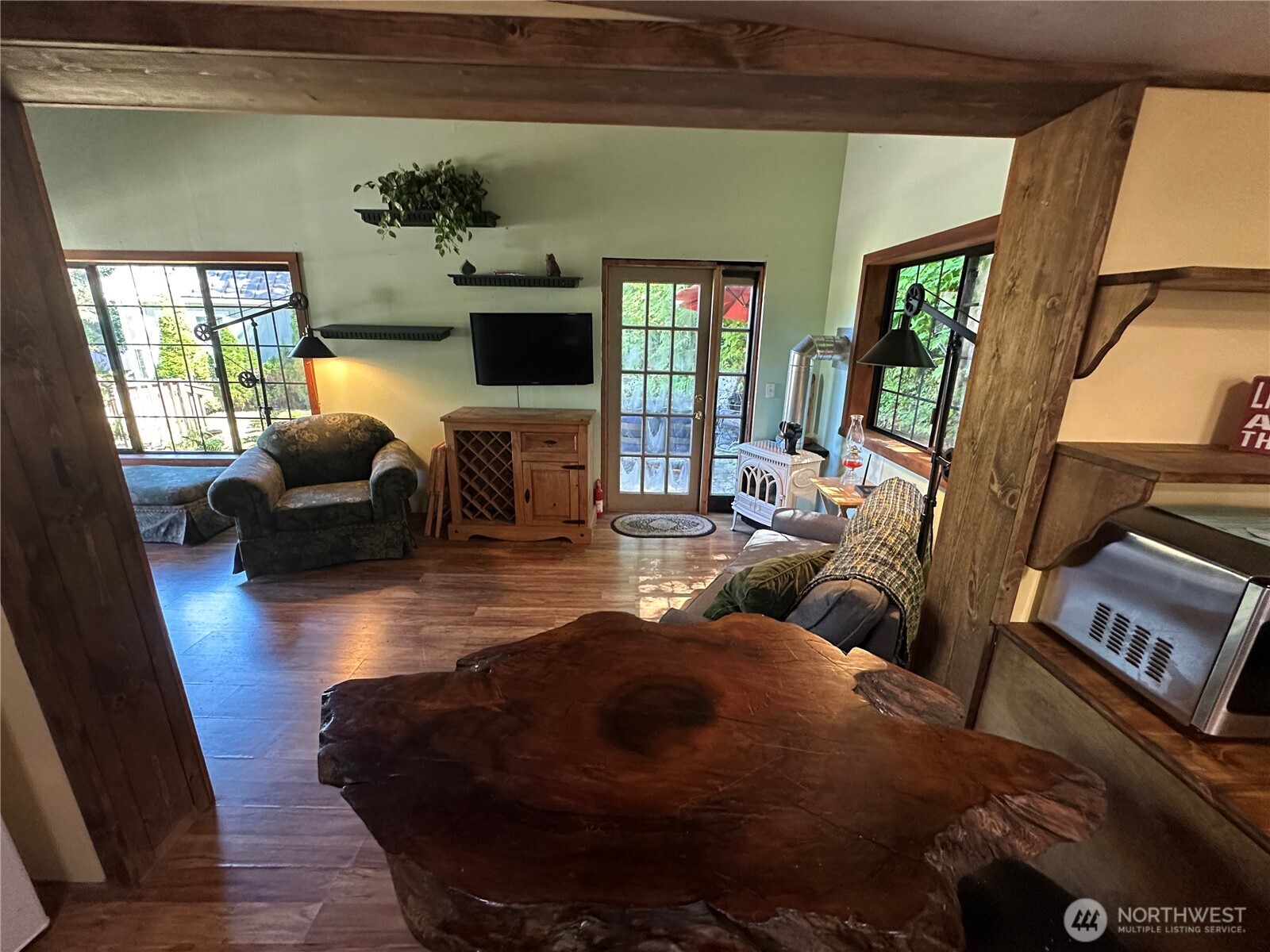 44894 Kloshe Trail Property Photo 8