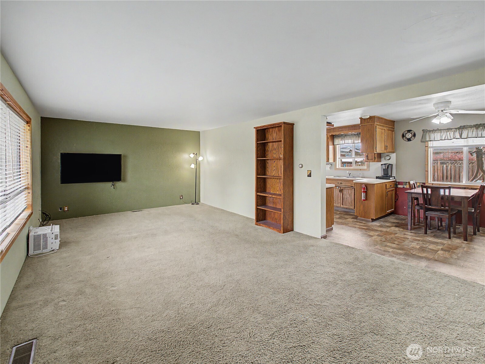 621 E Mason Avenue Property Photo 14