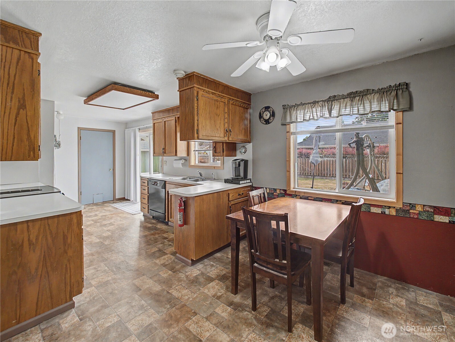 621 E Mason Avenue Property Photo 16