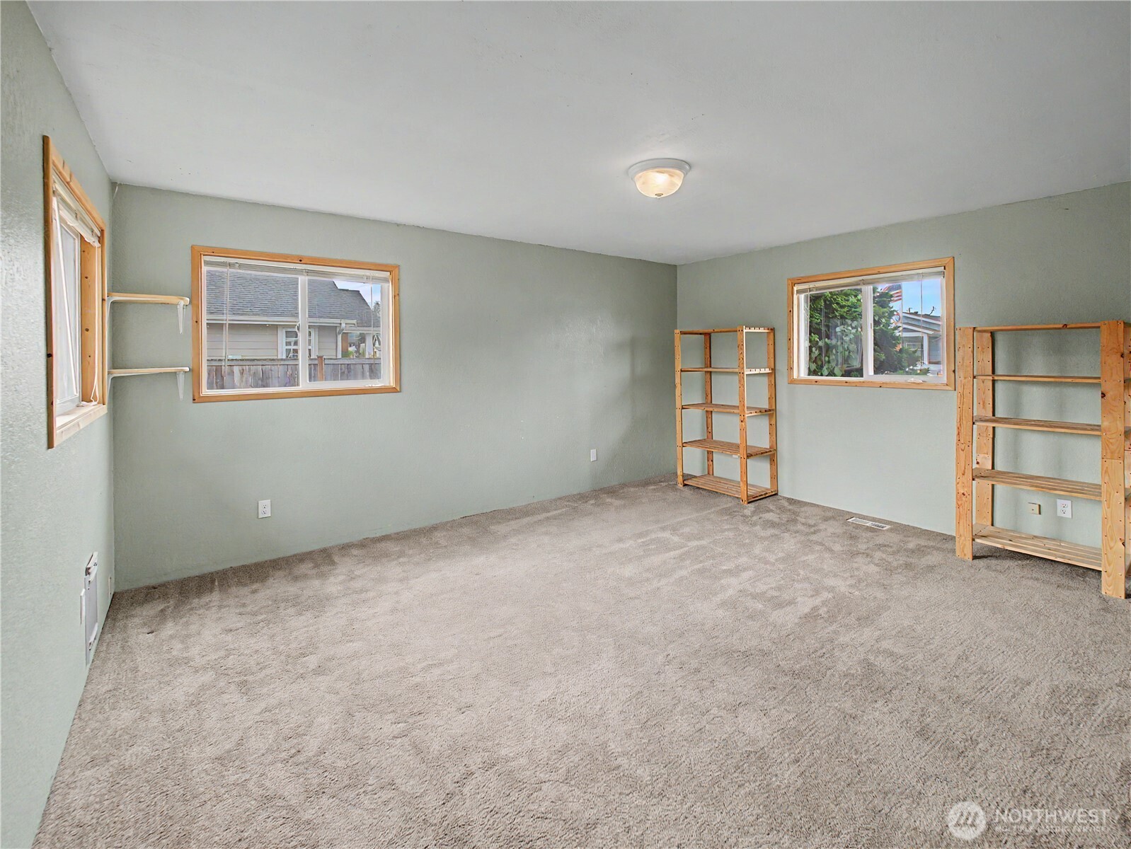 621 E Mason Avenue Property Photo 21
