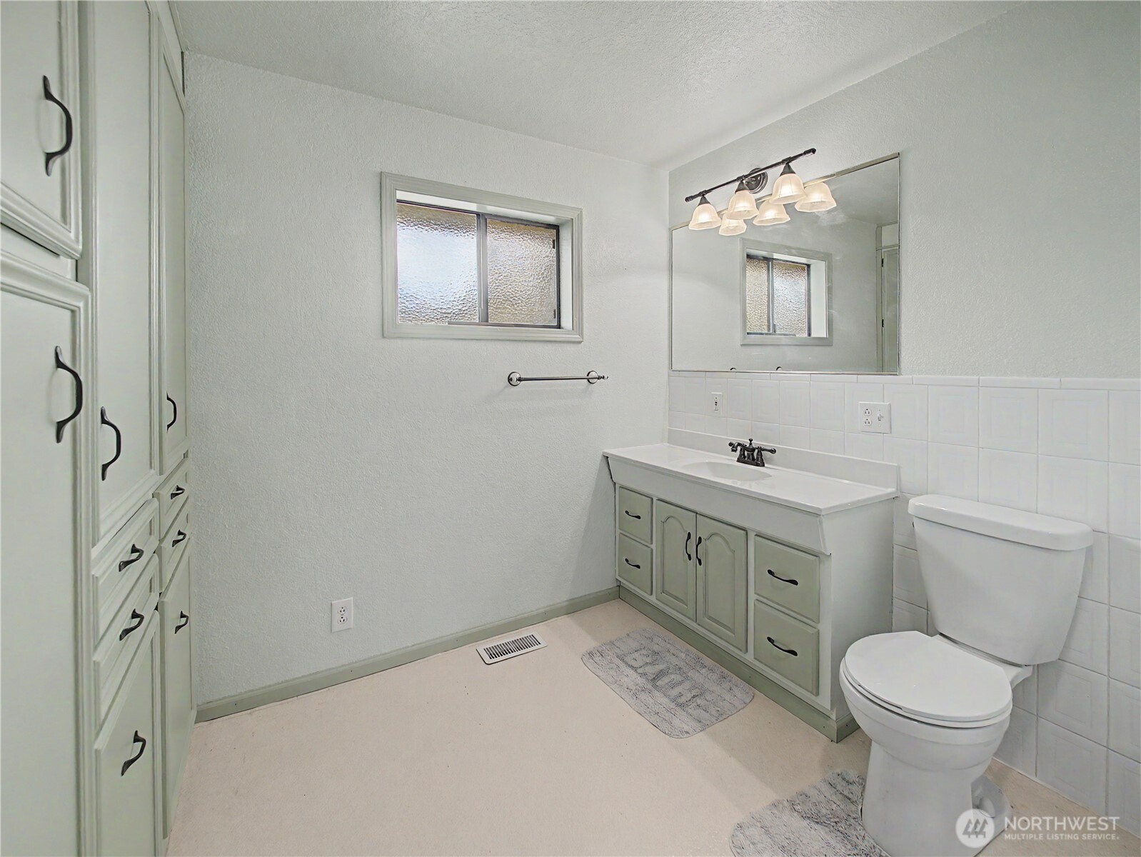 621 E Mason Avenue Property Photo 23
