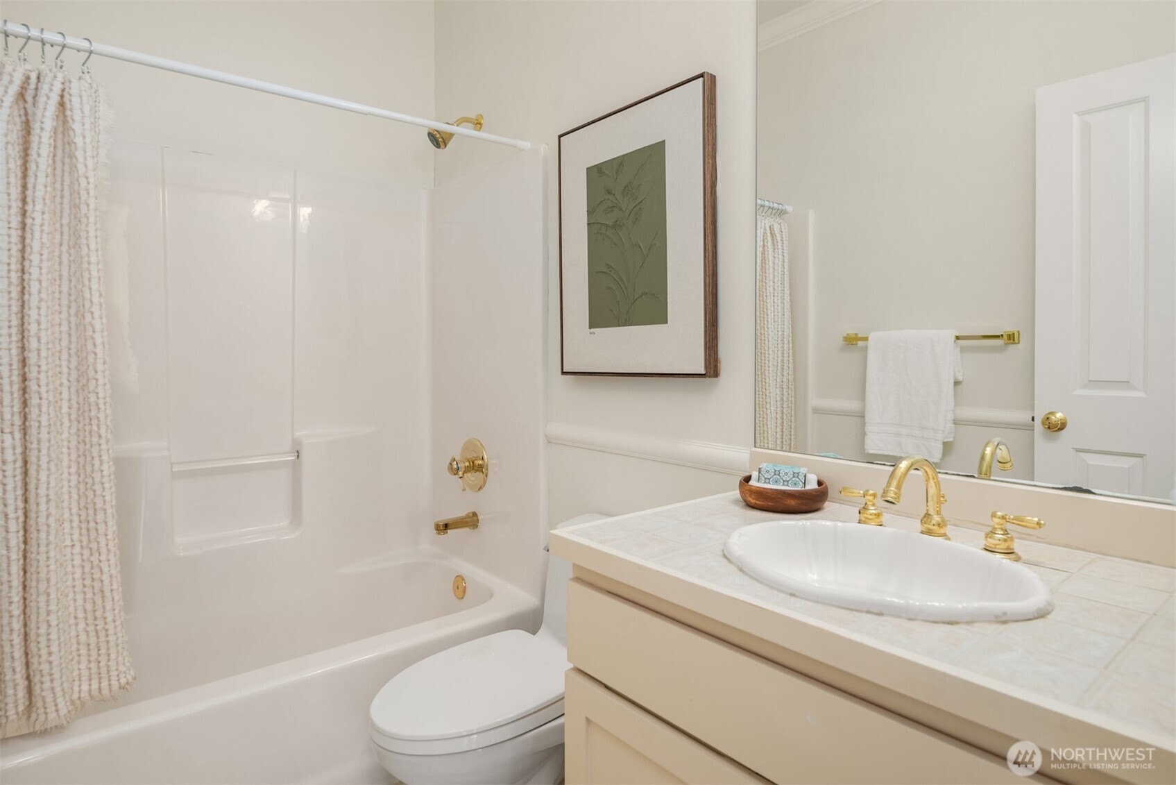 1543 Ne Iris Street Property Photo 12