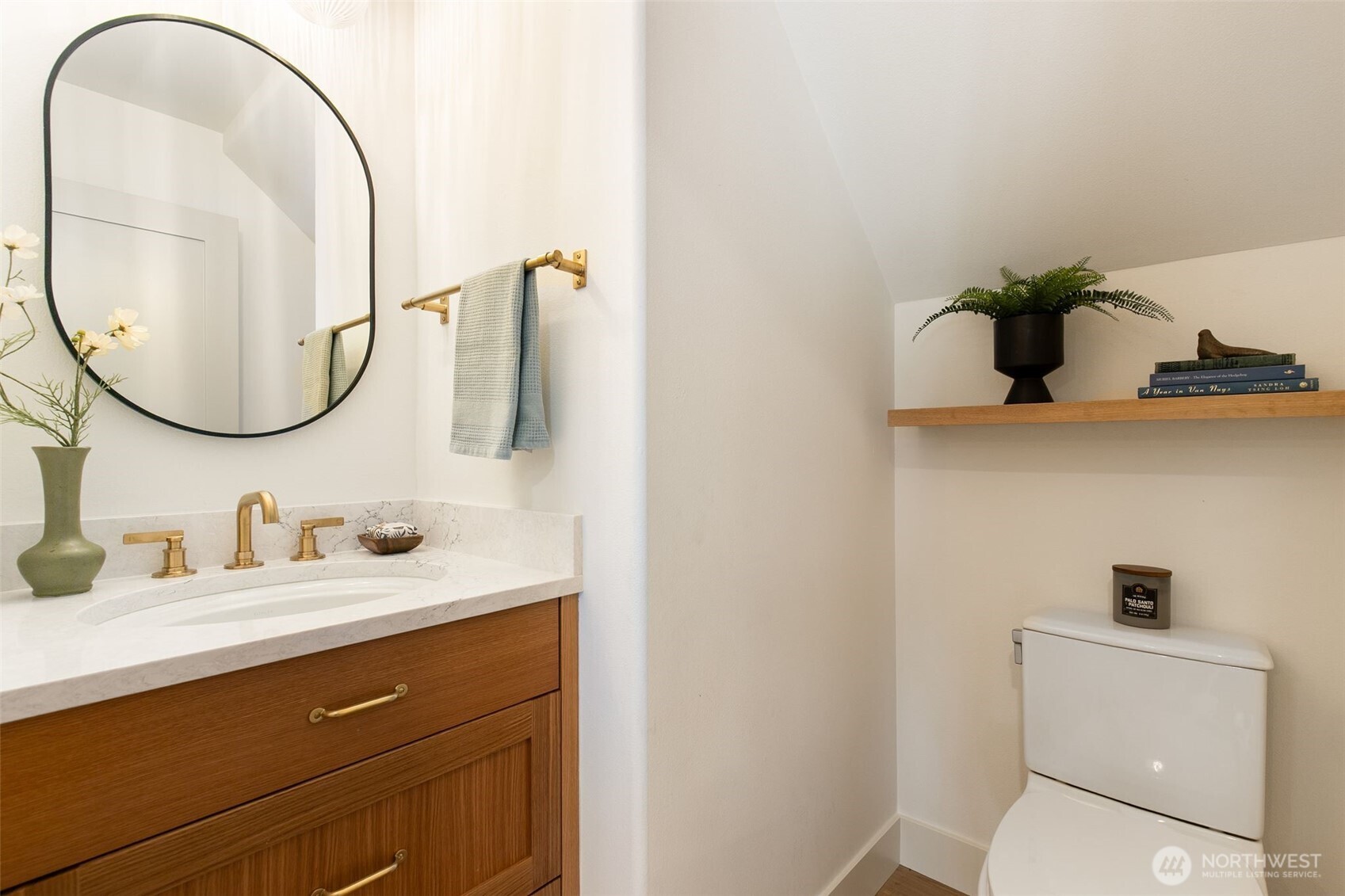 410 N 178th Lane Property Photo 18