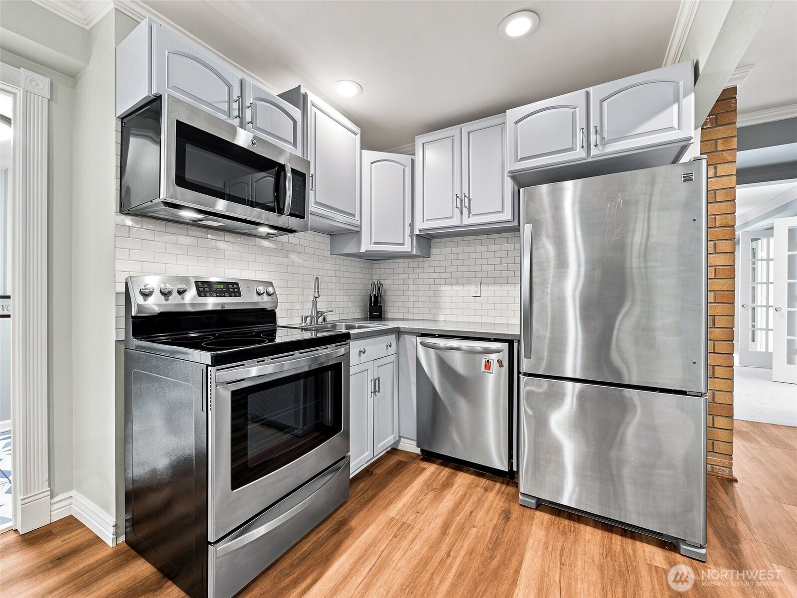 27265 33rd Place Property Photo 27