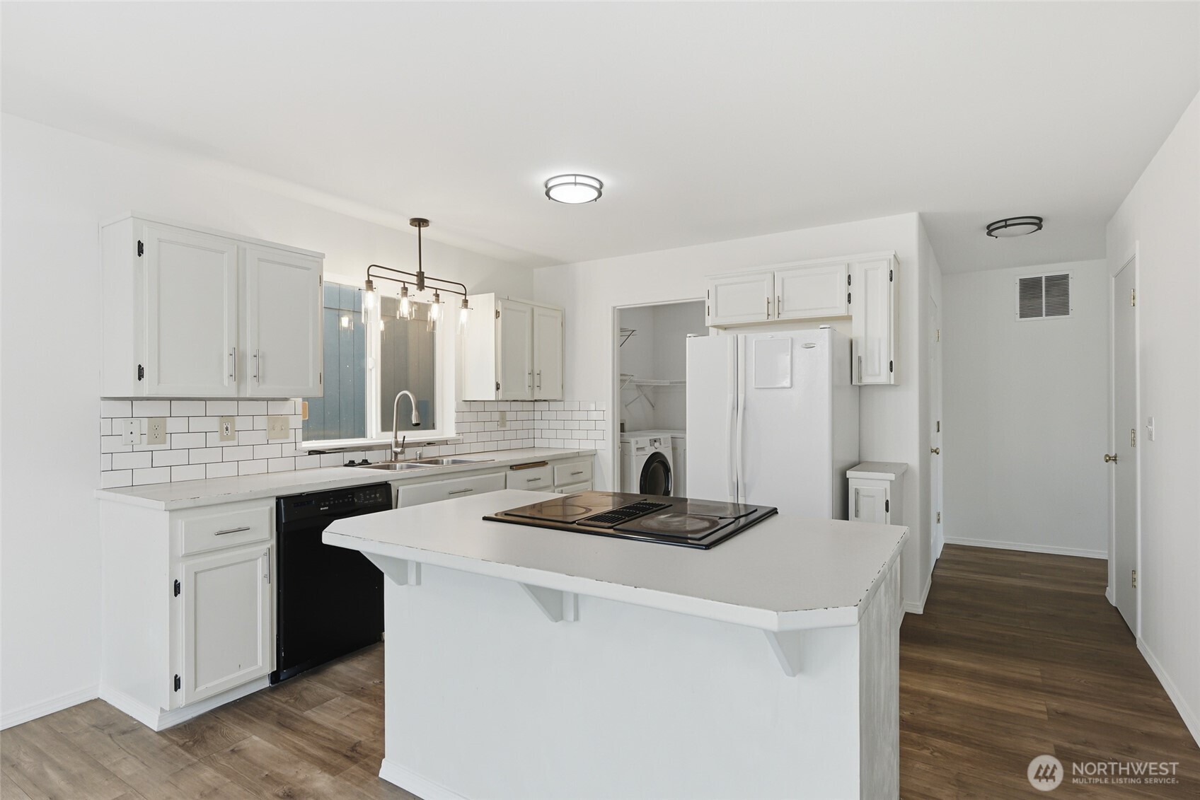 19407 12th Avenue Ct Property Photo 7