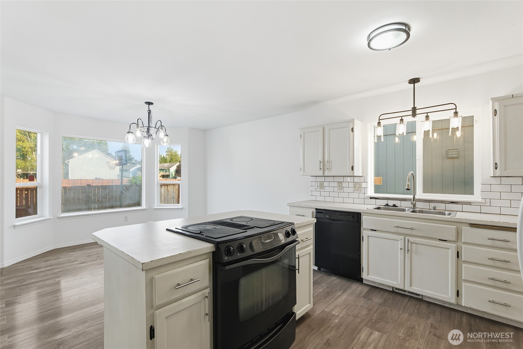 19407 12th Avenue Ct Property Photo 8