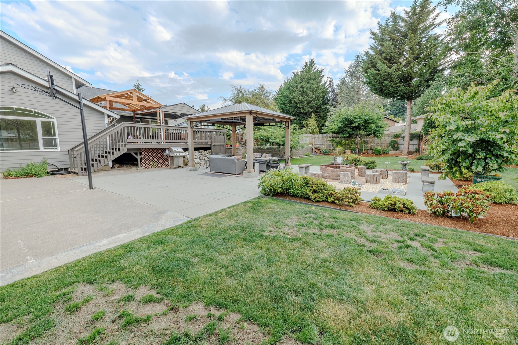 1318 Beazer Court Property Photo 6