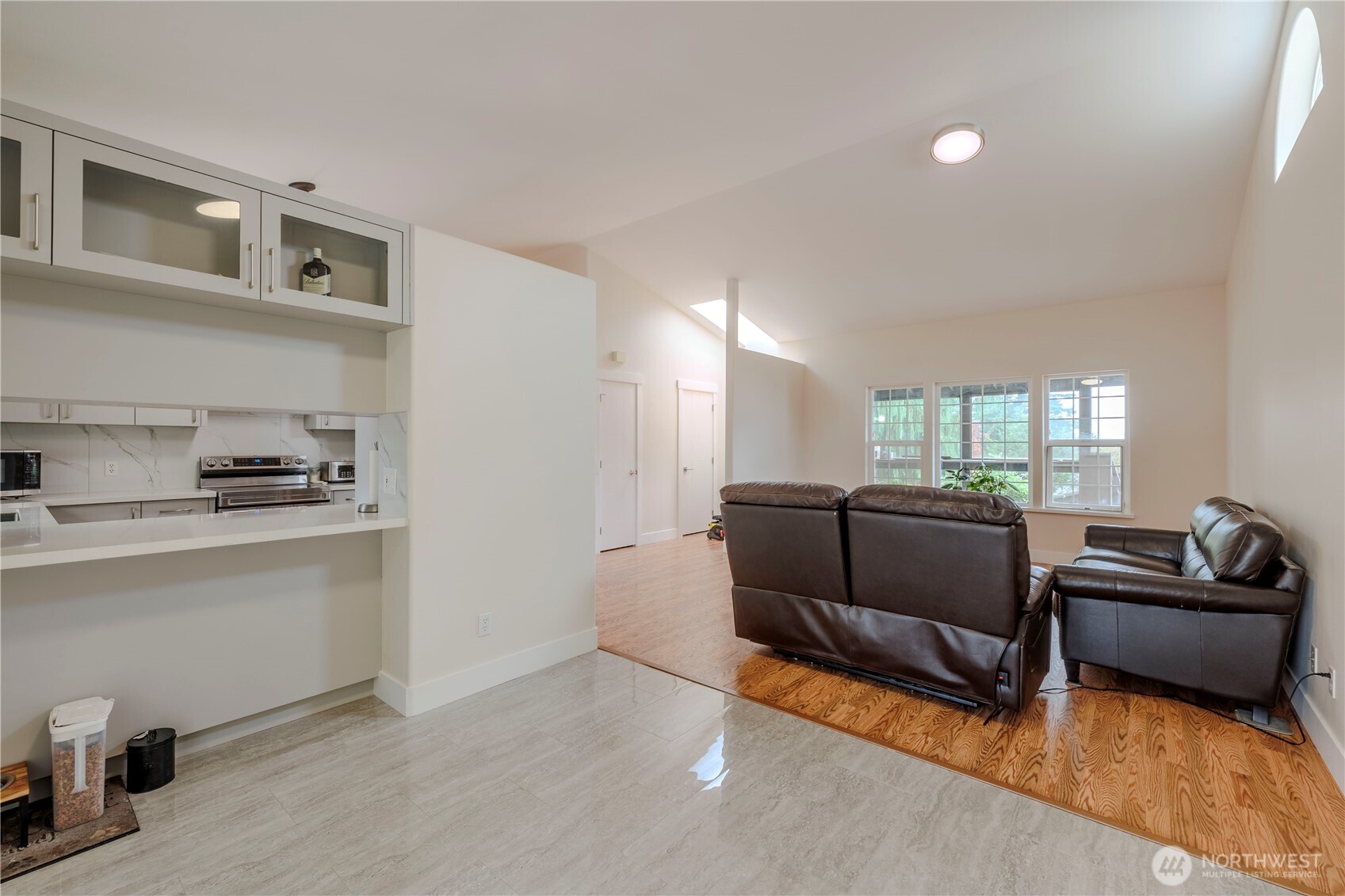 1318 Beazer Court Property Photo 14
