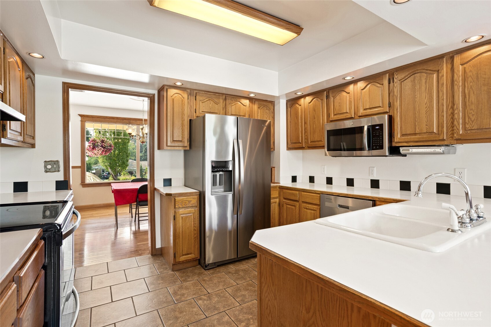 3703 Chestnut Avenue Property Photo 10