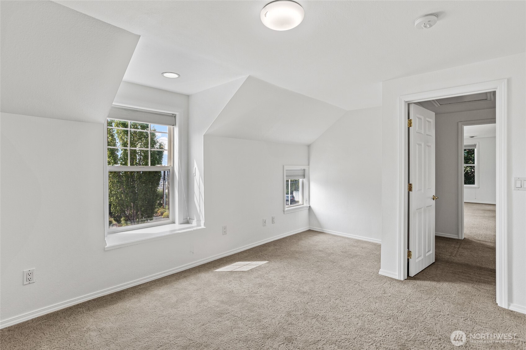 3703 Chestnut Avenue Property Photo 30