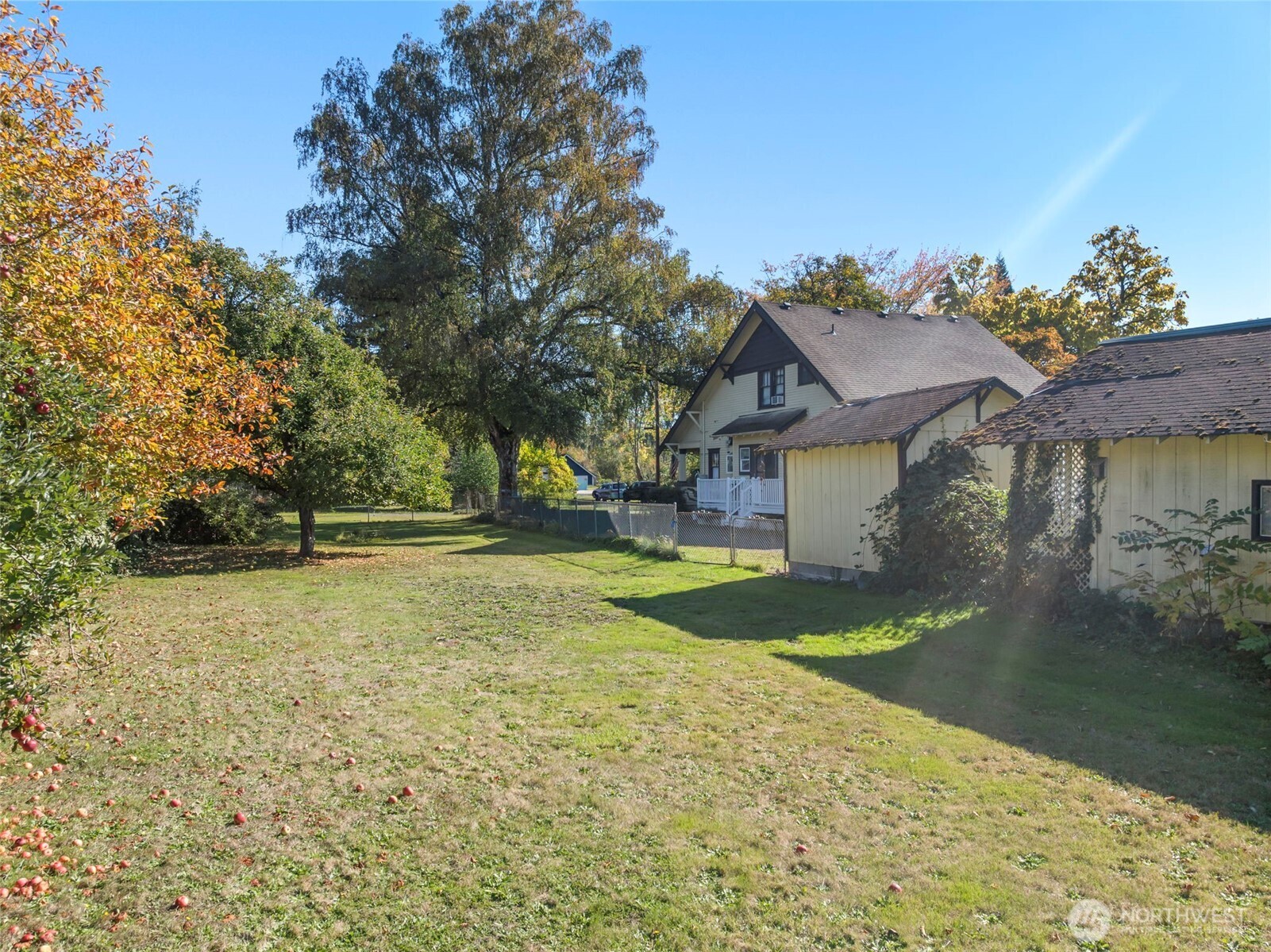 1251 S Yew Street Property Photo 33
