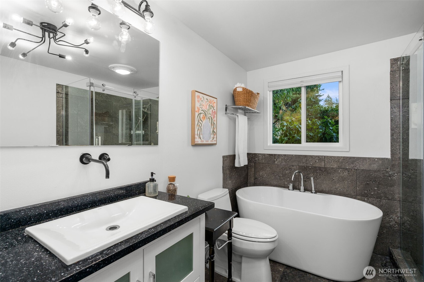 1351 Jacobsen Boulevard Property Photo 17