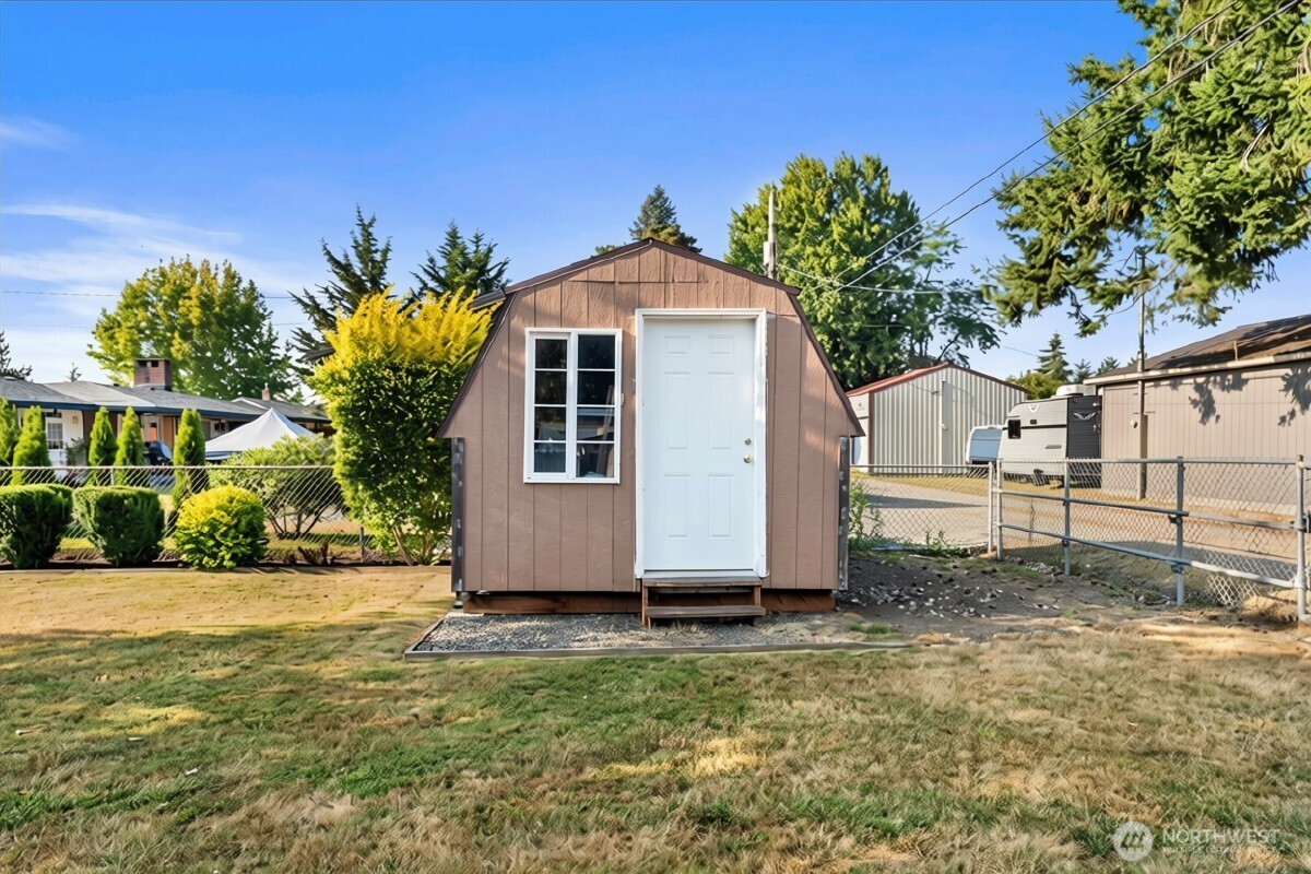 1163 Garfield Street Property Photo 35