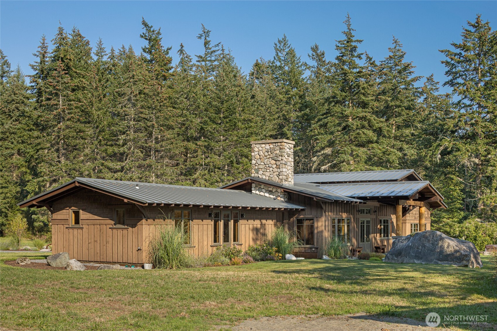 14 Fieldstone Road Property Photo 8