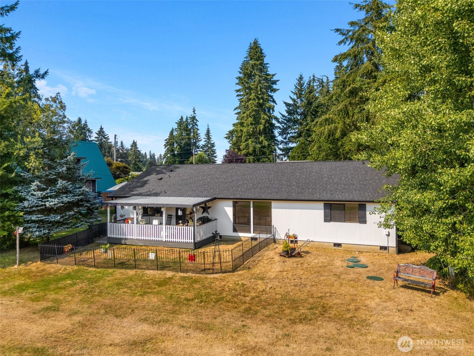 12134 Scott Creek Loop Property Photo 4