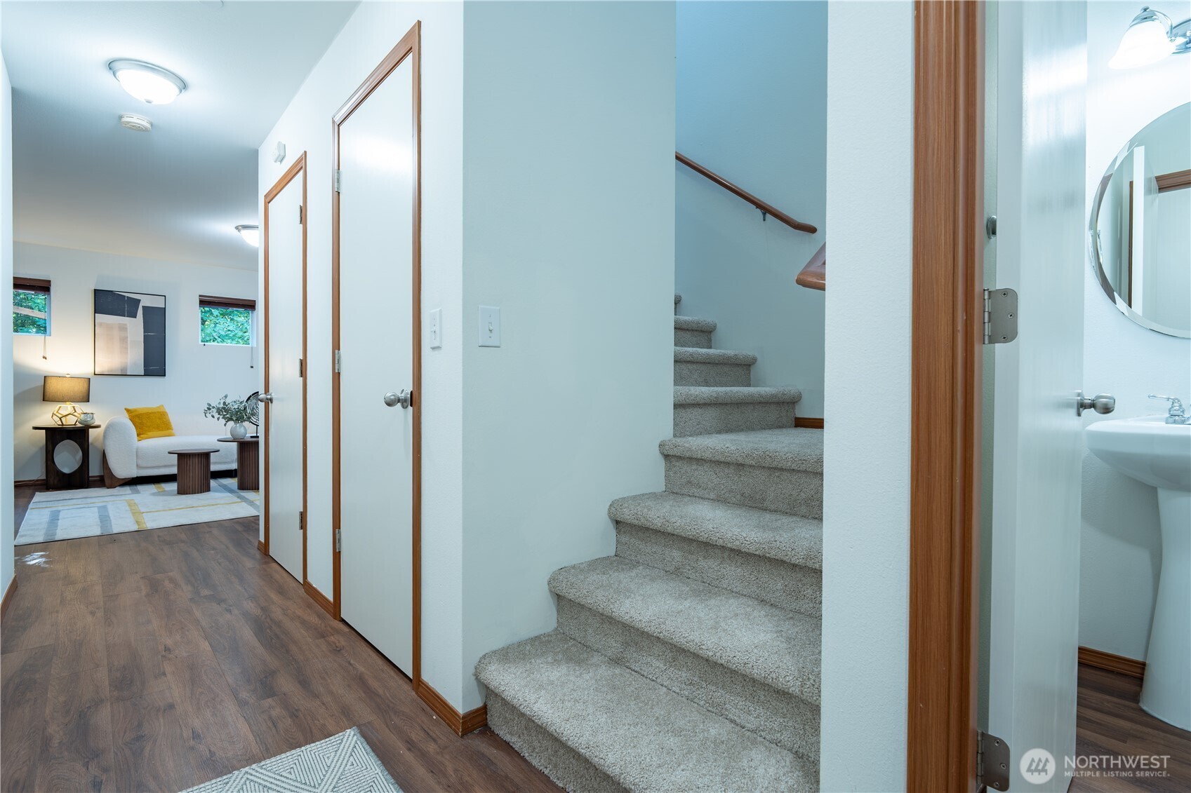 19109 16th Avenue Property Photo 4