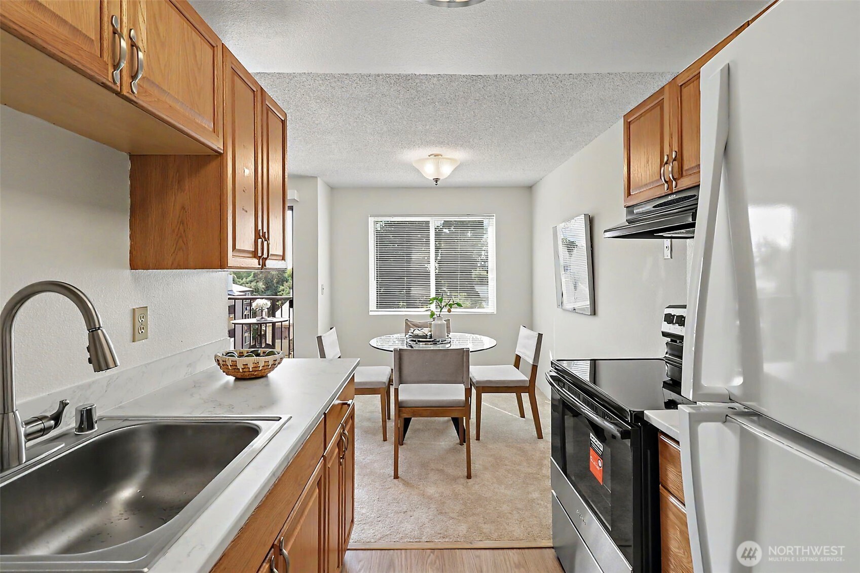 2020 Grant Avenue D206 Property Photo 8